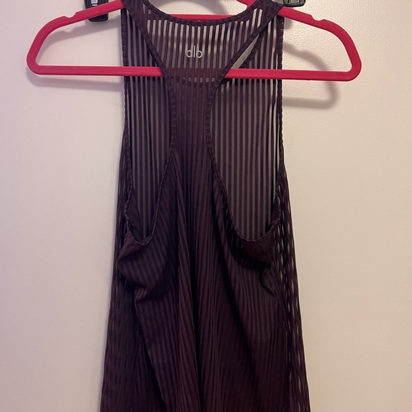 Alo essence tank. Size medium - Picture 2 of 2